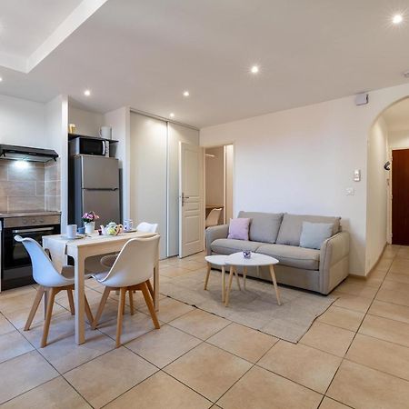 Coeur De Provence - Appt Climatise Apartment Драгинян Екстериор снимка
